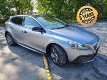 2013 VOLVO V40 2.0 T5 Turbo Sporty Premium Edition COupe Hatchbac