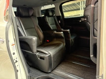 2017 TOYOTA ALPHARD 2.5 SC Facelift Reg 2020 Pilot Seat 360 Kamera 