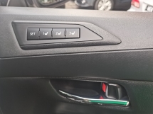 2017 TOYOTA ALPHARD 2017 Toyota Alphard 2.5 SC Berdaftar 2020