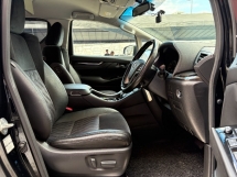 2015 TOYOTA VELLFIRE 2.4 ZG版Facelift Reg 2018 飞行员座椅P/靴子