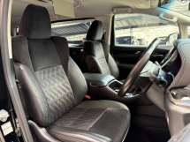 2015 TOYOTA VELLFIRE 2.4 ZG版Facelift Reg 2018 飞行员座椅P/靴子