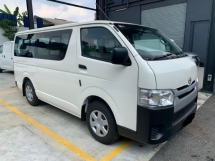 2025 TOYOTA HIACE HIACE PASSAGER WINDOW VAN 3.0 MT 11 SEATERS