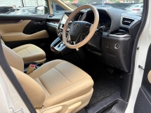 2015 TOYOTA ALPHARD 2.5 (A) Facelift Modelista Kit Leather Seat Camera