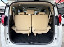 2015 TOYOTA ALPHARD 2.5 (A) Facelift Modelista Kit Leather Seat Camera