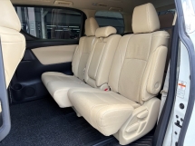 2015 TOYOTA ALPHARD 2.5 (A) Facelift Modelista Kit Leather Seat Camera