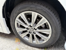 2015 TOYOTA ALPHARD 2.5 (A) Facelift Modelista Kit Leather Seat Camera
