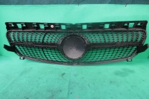 MERCEDES W176 FRONT GRILLE Performance Part 