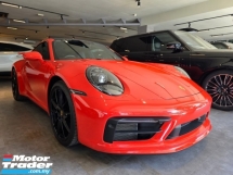 2022 PORSCHE 911 CARRERA 4S Carbon Interior, Sport Exhaust, 360 Camera