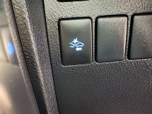 2015 丰田ALPHARD 2.5 注册 2018 改款飞行员座椅免费保修