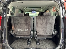 2015 丰田ALPHARD 2.5 注册 2018 改款飞行员座椅免费保修