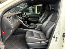 2017 TOYOTA Harrier 2.0 (A) berdaftar 2019 360 But Kuasa Kamera 