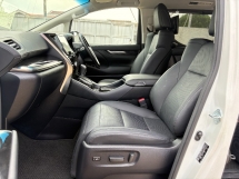 2021 丰田ALPHARD 2.5 SC 3LED 天窗电源启动免费 5 YRS保修