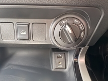 2015 Nissan Navara 2.5L 4x4 Keyless Push Start Camera Free Waranti