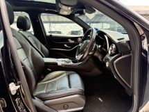 2015 MERCEDES-BENZ GLC 250 2.0 (A) AMG CBU Berdaftar 2016 Percuma Waranti 2 Tahun