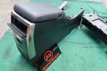 TOYOTA ALPHARD VELLFIRE AGH PILOT SEAT CONSOLE BOX Performance Part 
