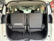2016 TOYOTA VELLFIRE 2.5 ZG Facelift CBU天窗电源启动摄像头FSR