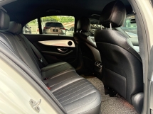 2020 MERCEDES-BENZ E-CLASS E200 2.0 (A) Ckd 59k km fsr percuma 2 JAMINAN TAHUN