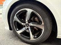 2020 MERCEDES-BENZ E-CLASS E200 2.0 (A) Ckd 59k km fsr percuma 2 JAMINAN TAHUN