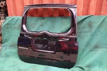 TOYOTA VOXY REAR BONNET Performance Part 