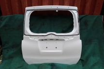 TOYOTA VOXY REAR BONNET Performance Part 