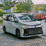 2023 TOYOTA VOXY SZ SG 2.0L AUTO STEP SAFETY BSM 4.5/A 15K KM UNREG