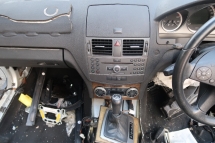 MERCEDES W204 CGI HALF CUT Performance Part 
