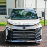 2022 TOYOTA VOXY SG SZ 2.0 MANY UNIT READY TIP TOP 2 PWR DOOR UNREG