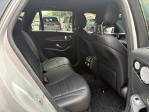 2018 MERCEDES-BENZ GLC 250 AMG CKD 69k km Rekod Perkhidmatan Penuh Waranti Percuma
