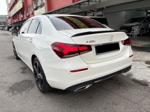 2023 MERCEDES-BENZ A-CLASS A200 1.3 CKD 20k km Rekod Perkhidmatan Penuh UW 2027