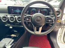 2023 MERCEDES-BENZ A-CLASS A200 1.3 CKD 20k km Rekod Perkhidmatan Penuh UW 2027