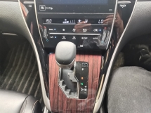 2014 TOYOTA HARRIER 2.0 ELEGANCE (A) REG 2015
