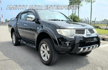 2012 MITSUBISHI TRITON VGT 4WD PICK-UP 2.5 AUTO TURBO CONDITION TIPTOP BLACKLIST CAN LOAN FREE WARRANTY AND MORE .......