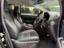 2015 Toyota Vellfire 2.5 ZG berdaftar 2018 facelift 360 Kamera 