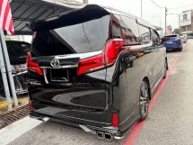 2021 TOYOTA ALPHARD 2.5 SC FULL SPEC Sunroof JBL 360 Camera Modelista 