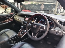 2017 TOYOTA HARRIER 2017 Toyota HARRIER 2.0 PREMIUM MODELLISTA (A)  REG 2021