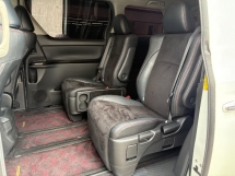 2013 TOYOTA VELLFIRE 2.4 Z金色的眼睛改头换面免费保修