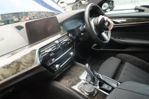BMW G30 HALF CUT Performance Part 