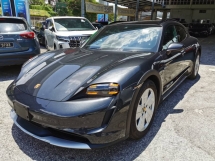 2024 PORSCHE TAYCAN 4 CROSS TURISMO (MOONROOF,BOSE) 5 YEARS WARRANTY