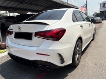 2022 MERCEDES-BENZ A250 2.0 (A) AMG CKD 29k km Rekod Perkhidmatan Penuh UW2026
