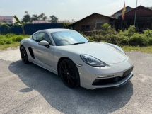 2021 PORSCHE CAYMAN 718 Crayon grey, Red& black interior