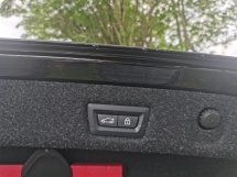 2020 宝马 5 系列 2020 宝马520i的 2.0 (一个) CKD Full Service Record 