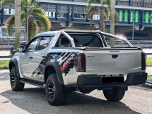 2022 MITSUBISHI TRITON 2.4 (A) 4X4 VGT Dual Cab Pickup Truck BODYKIT / RI