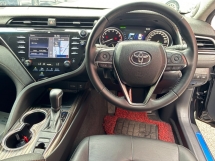 2019 TOYOTA CAMRY 2.5 V CBU 49k km Rekod Perkhidmatan Penuh Waranti Percuma