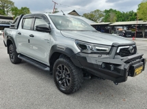 2023 TOYOTA HILUX 2.8 (A) ROGUE 4 X 4 FULL SERVICE RECORD H/LOAN