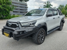 2023 TOYOTA HILUX 2.8 (A) ROGUE 4 X 4 FULL SERVICE RECORD H/LOAN