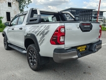 2023 TOYOTA HILUX 2.8 (A) ROGUE 4 X 4 FULL SERVICE RECORD H/LOAN