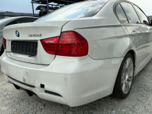 BMW E90 LCI 320D BODY PARTS Performance Part 