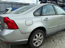 VOLVO S40 2.0 2016 BODY PARTS Performance Part 