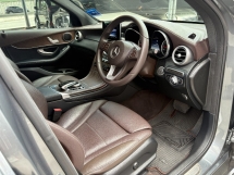2017 MERCEDES-BENZ GLC 200 2.0 (A) CKD 59K KM Full Service Free Warranty