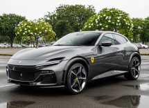 2023 FERRARI PUROSANGUE  V12 HISTORICAL CLOUR / LIFTER / PANORAMIC ROOF 